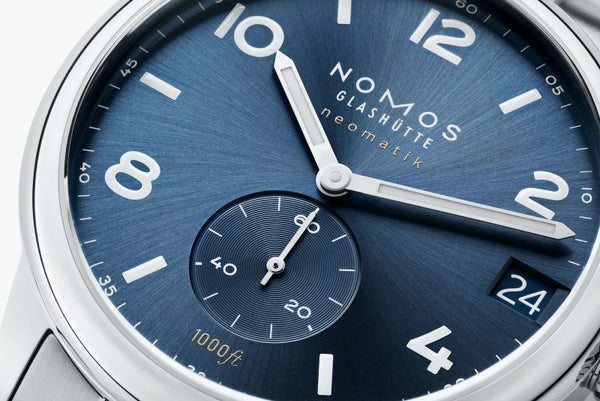 <p><span size="3" style="font-size: medium;">CLS161011BL2CSM</span></p><br> NOMOS GLASHUETTE<br>Club Sport neomatik 42