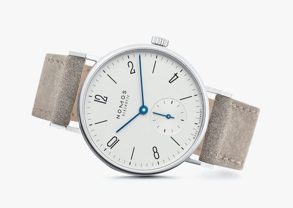 <p><span size="3" style="font-size: medium;">TN1A1W233</span></p><br>NOMOS GLASHUETTE<br> Tangente 33